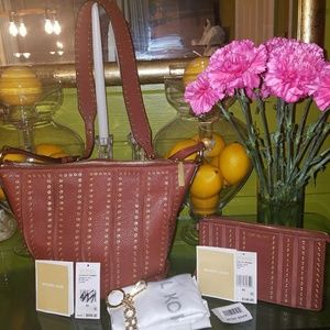 SOLD OUT michael kors bag wallet keychain